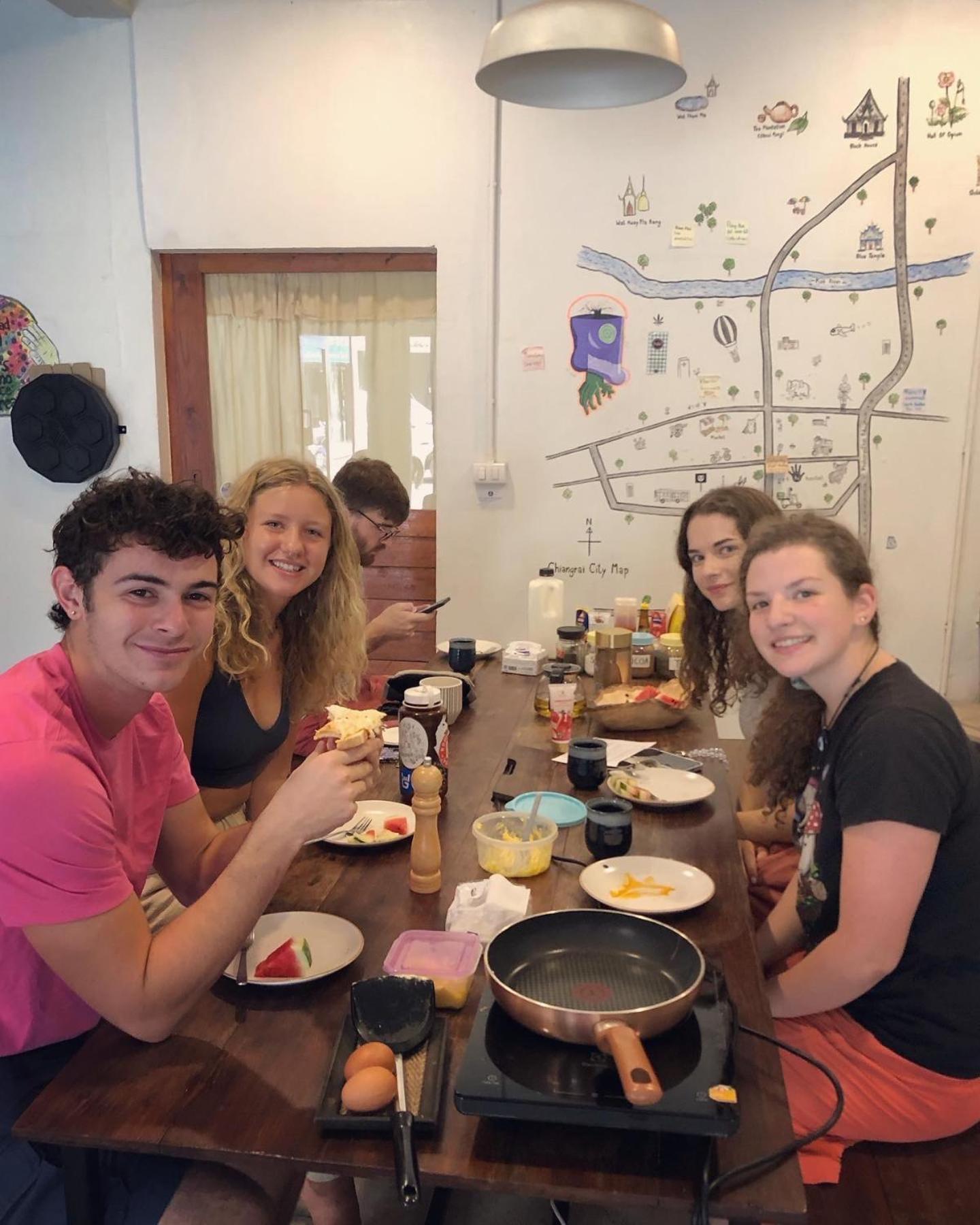 Together Backpackers Hostel Chiang Rai Zewnętrze zdjęcie